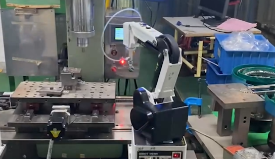 、沖壓裝配上下料